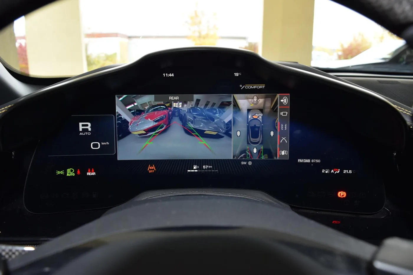 2024 Ferrari Purosangue angeboten von einem Fachhändler in Pfaffenhofen an der Ilm, Deutschland, Foto 13 von 15