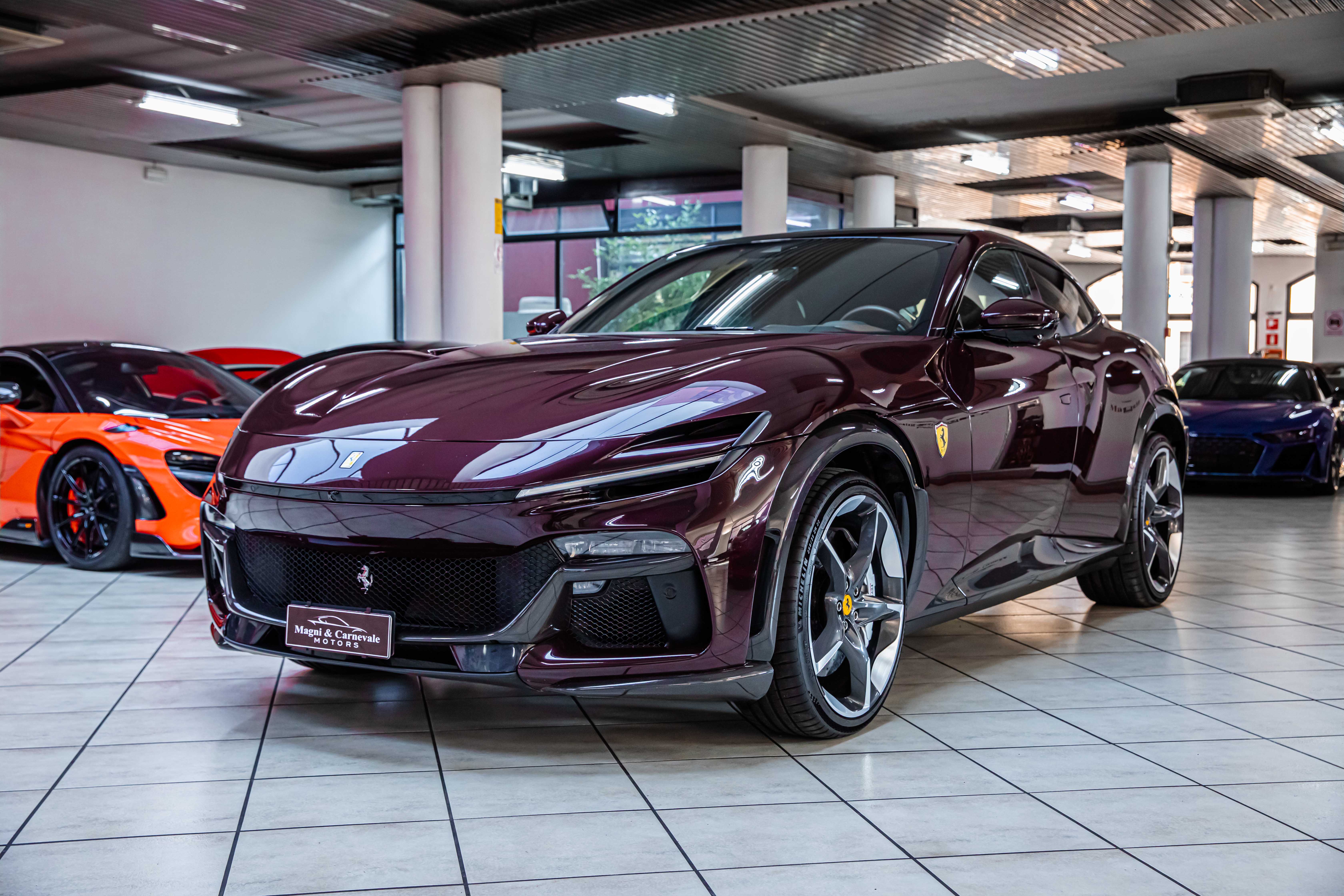 2024 Ferrari Purosangue angeboten von einem Fachhändler in Milan, Italien, Foto 8 von 20