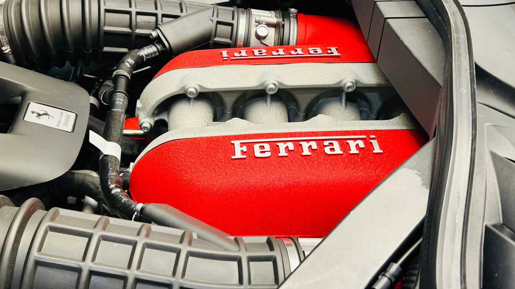 2024 Ferrari Purosangue, 11/30