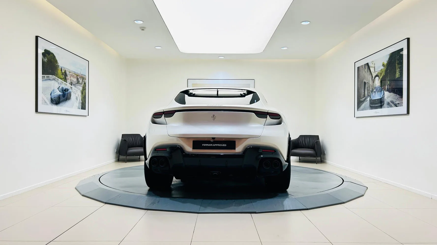 2024 Ferrari Purosangue, 4/30
