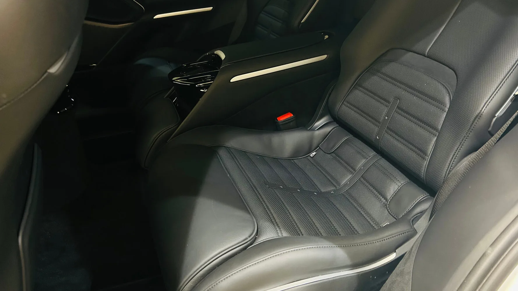 2024 Ferrari Purosangue, 26/30