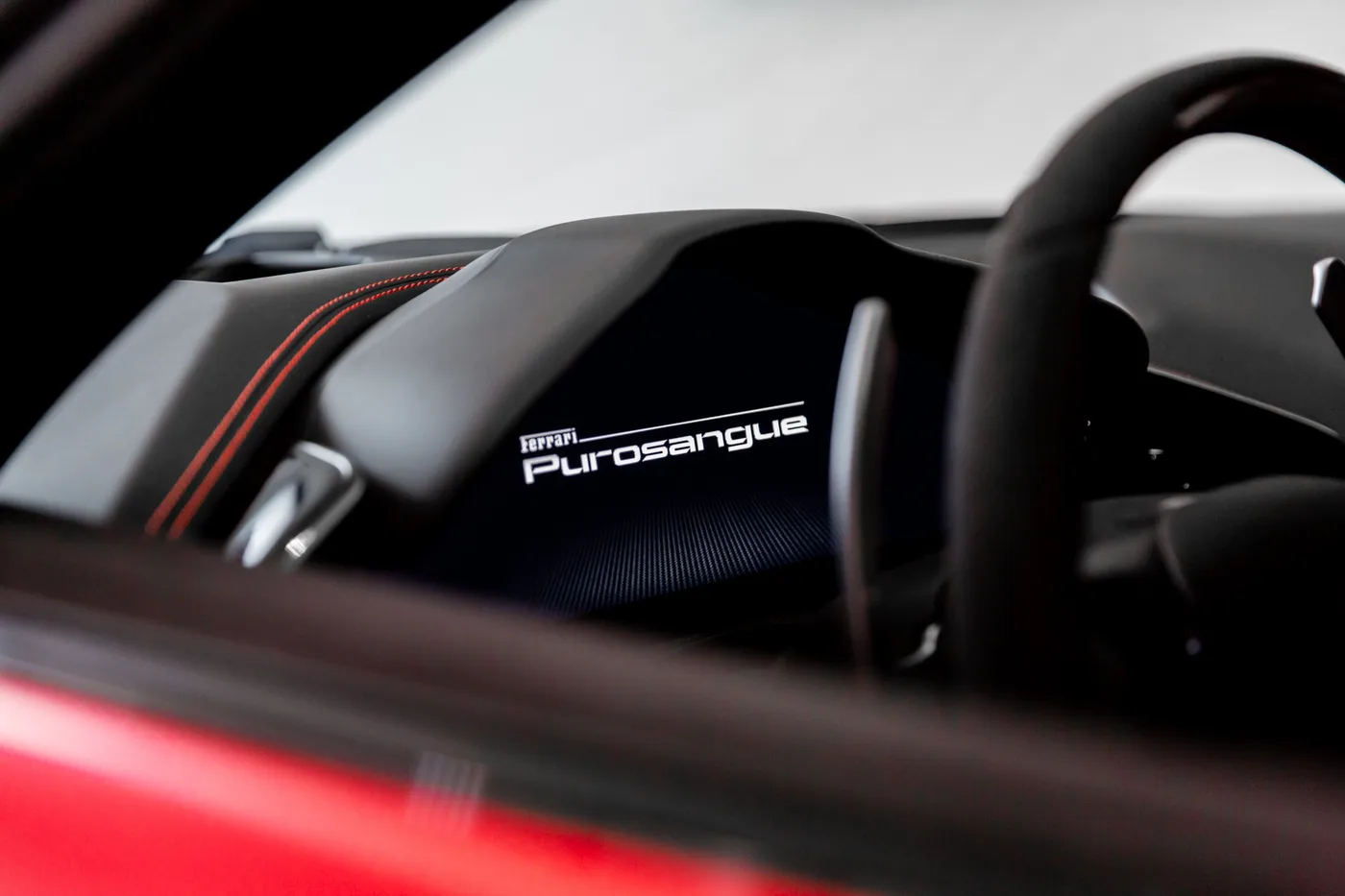 2024 Ferrari Purosangue offered by a specialist dealer in Hengelo, Netherlands, photo 11 of 15