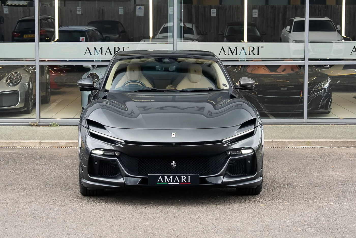 2024 Ferrari Purosangue angeboten von einem Supersportwagenhändler in Preston, Vereinigtes Königreich, Foto 5 von 25