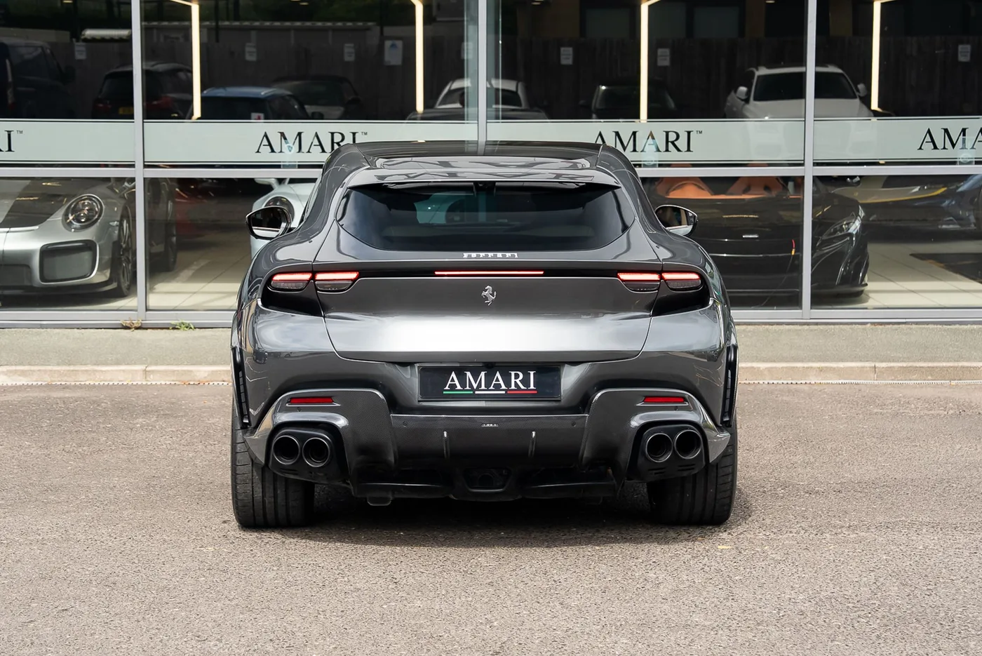 2024 Ferrari Purosangue angeboten von einem Supersportwagenhändler in Preston, Vereinigtes Königreich, Foto 8 von 25