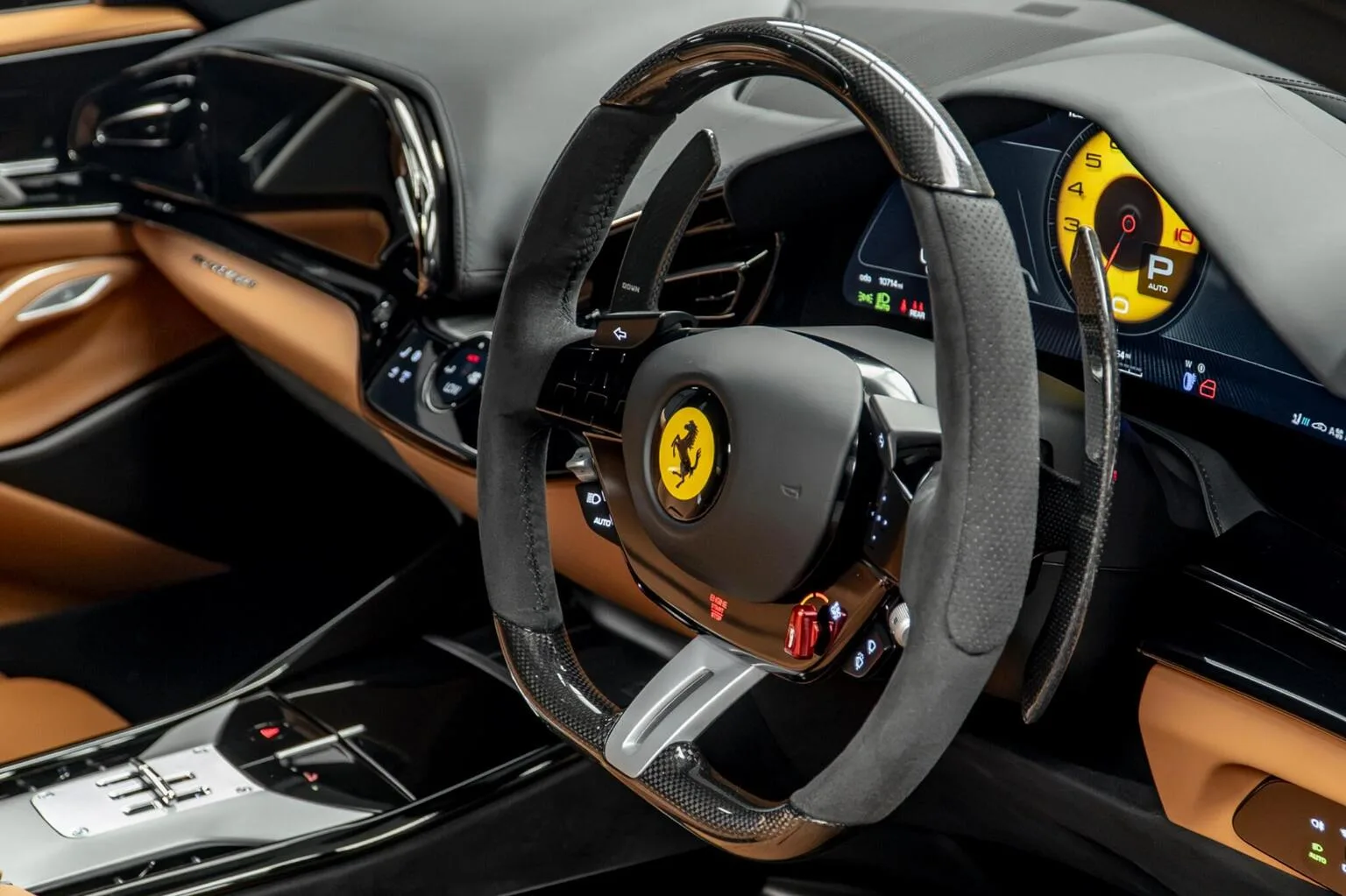 2024 Ferrari Purosangue, 27/30