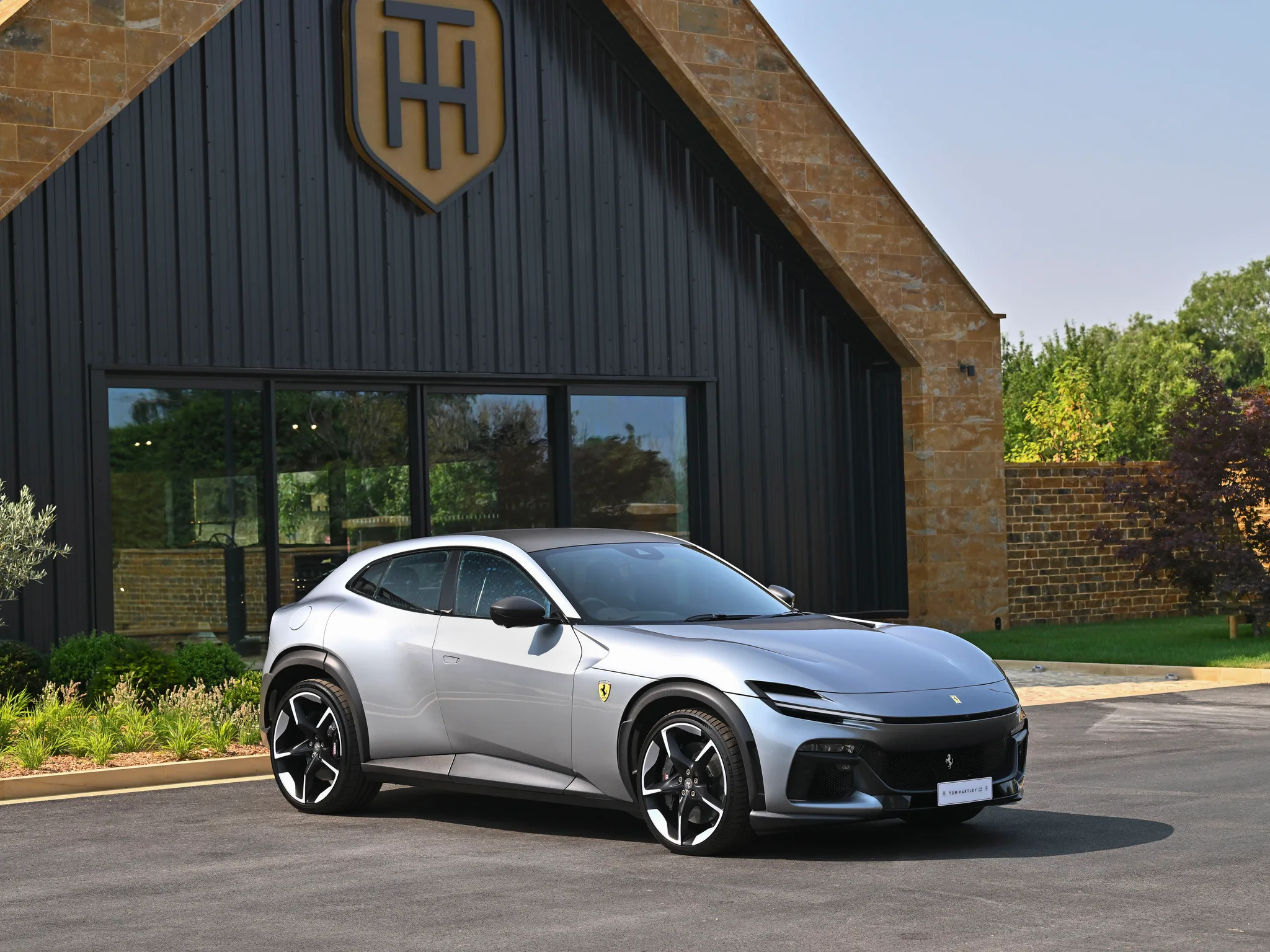 2024 Ferrari Purosangue angeboten von einem Fachhändler in Hook Norton, Vereinigtes Königreich, Hauptfoto