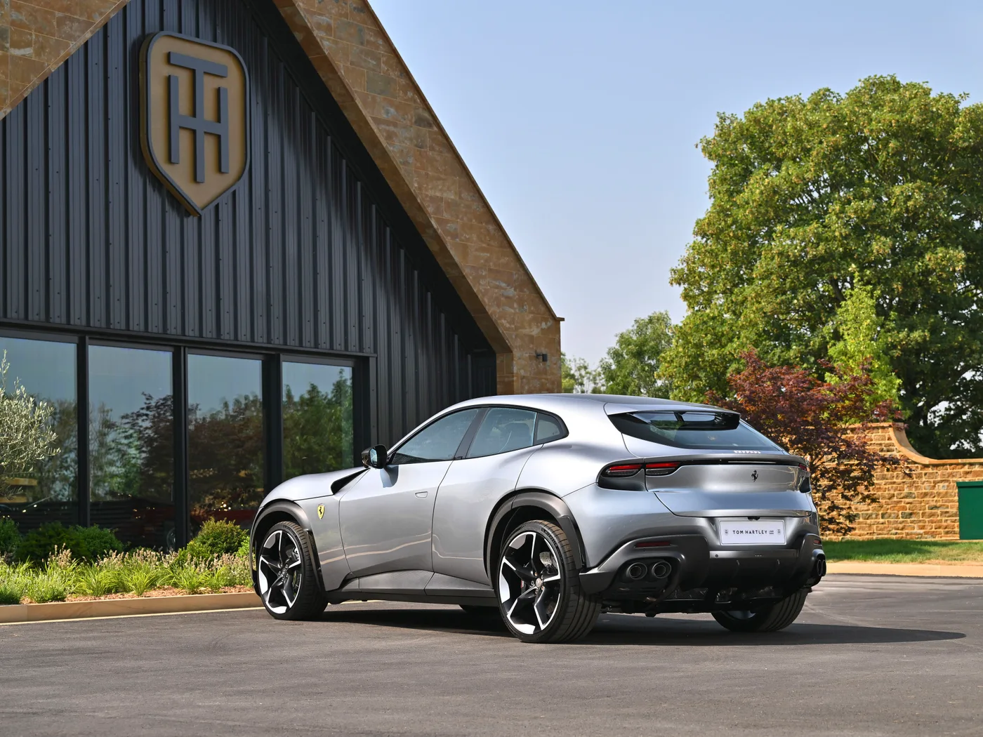 2024 Ferrari Purosangue proposée par un concessionnaire spécialisé à Hook Norton, Royaume-Uni, photo 6 sur 15