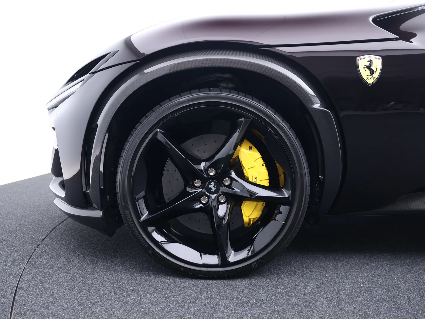 2024 Ferrari Purosangue angeboten von einem Fachhändler in Frankfurt am Main, Deutschland, Foto 15 von 15