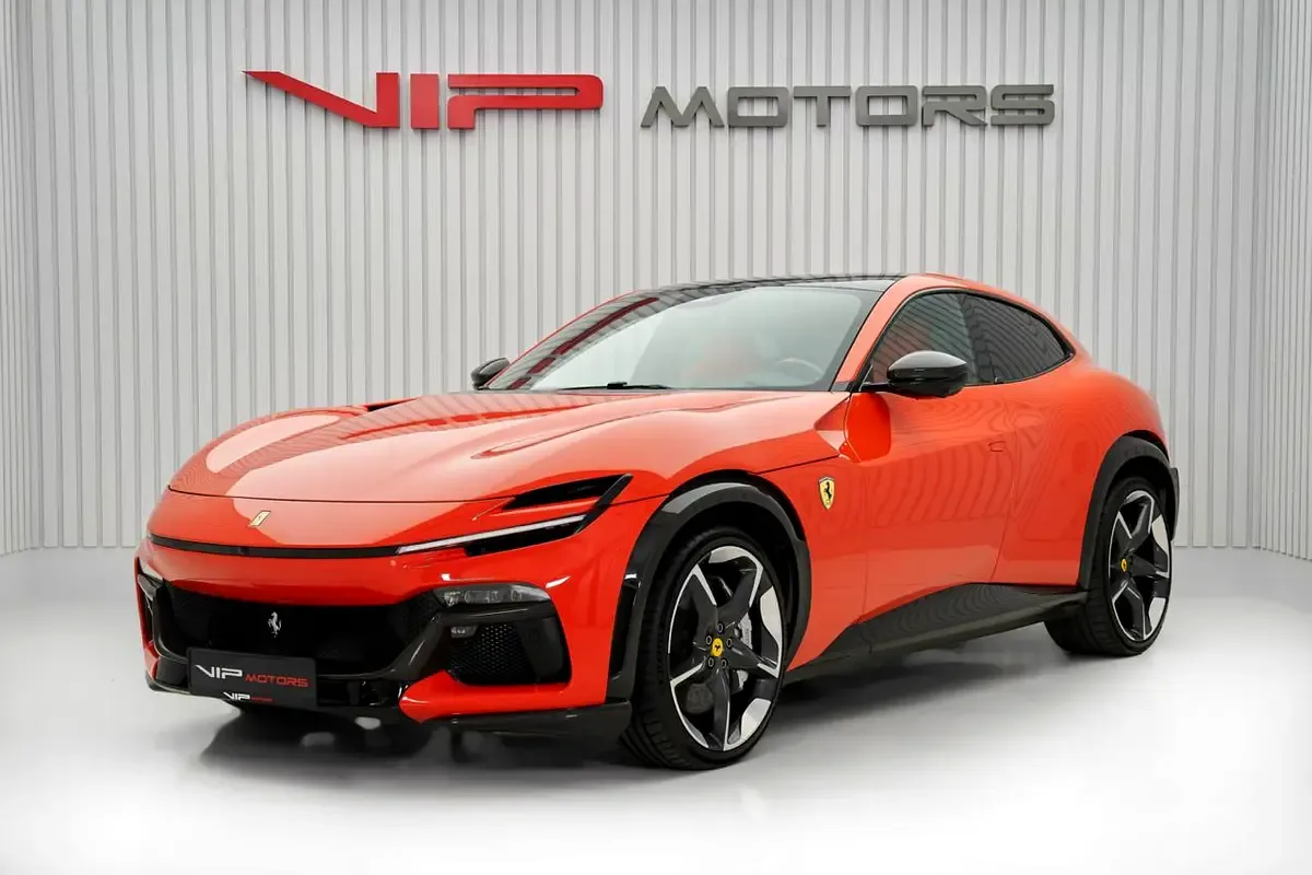 2024 Ferrari Purosangue proposta da un concessionario specializzato a Dubai, Emirati Arabi Uniti, foto principale