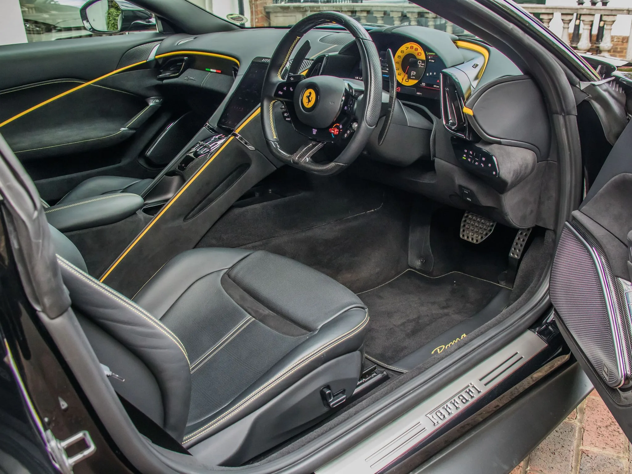 2024 Ferrari Roma, 17/26