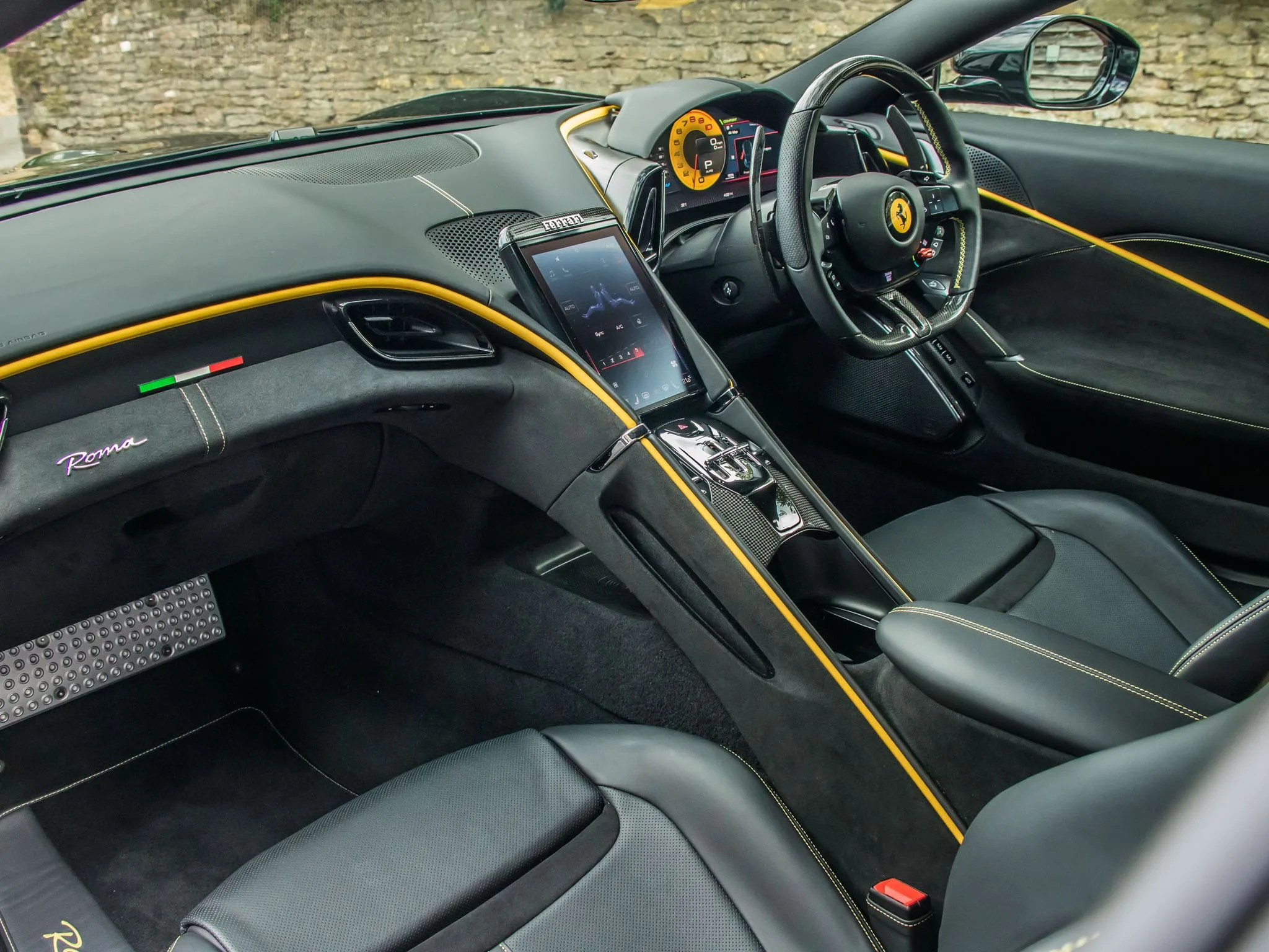 2024 Ferrari Roma, 24/26