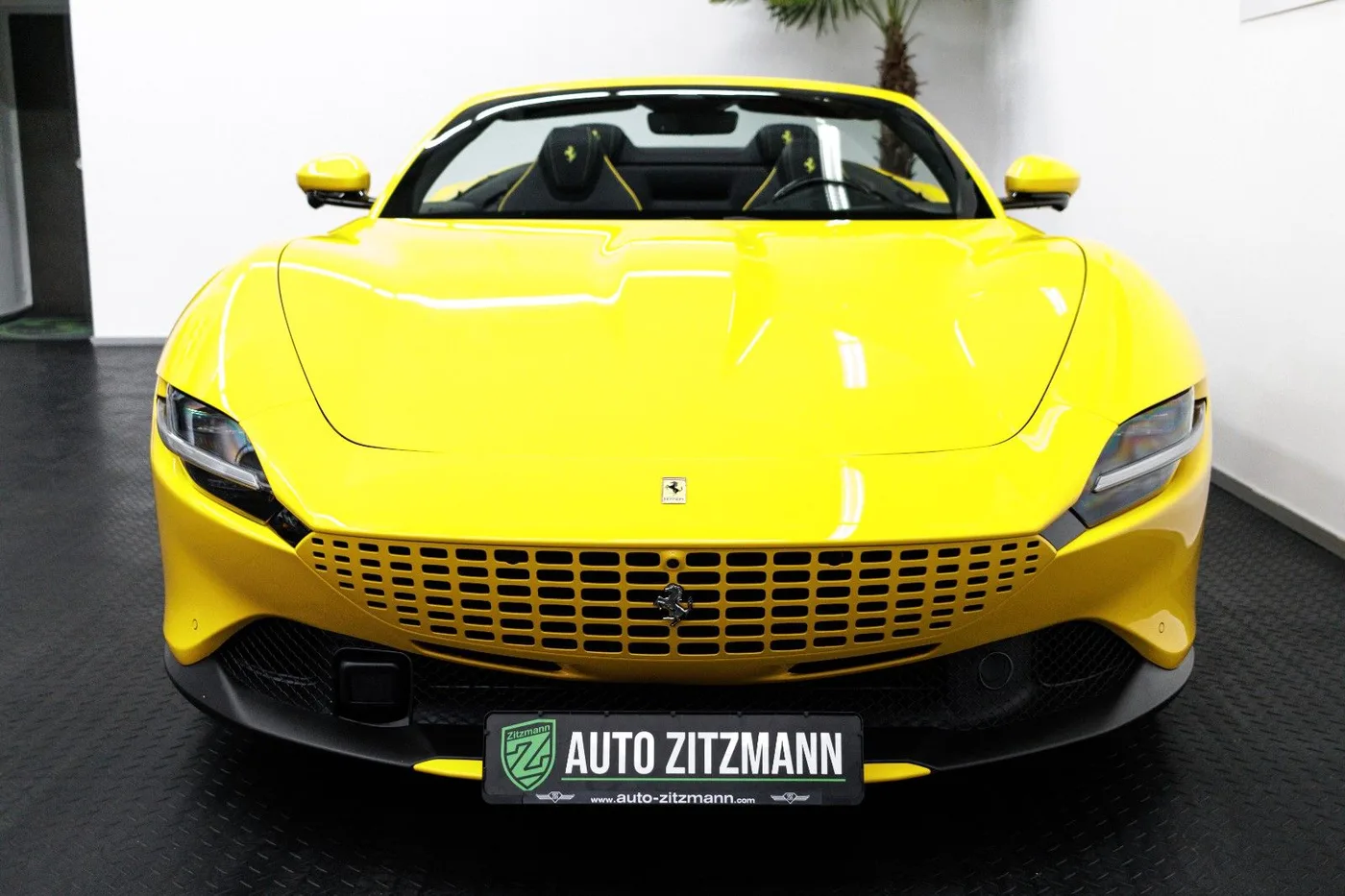 2024 Ferrari Roma Spider angeboten von einem Fachhändler in Nuremberg, Deutschland, Foto 7 von 15