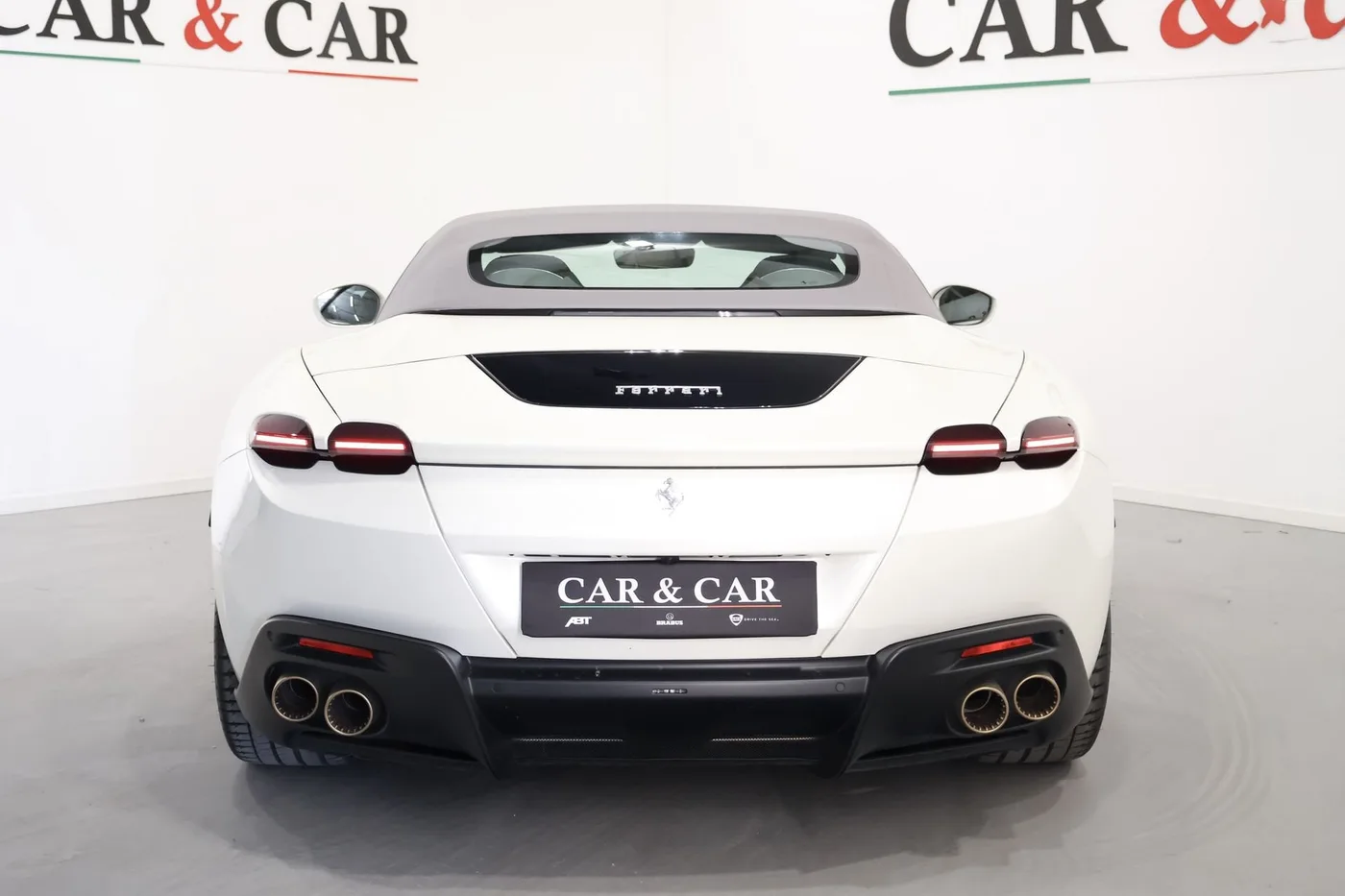 2024 Ferrari Roma Spider angeboten von einem Supersportwagenhändler in Zibido San Giacomo, Italien, Foto 4 von 22