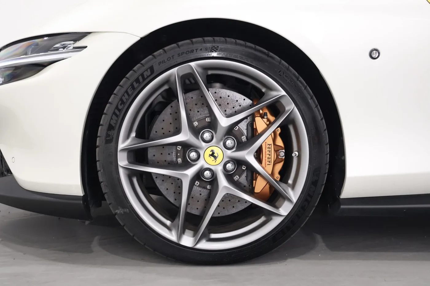 2024 Ferrari Roma Spider angeboten von einem Supersportwagenhändler in Zibido San Giacomo, Italien, Foto 5 von 22