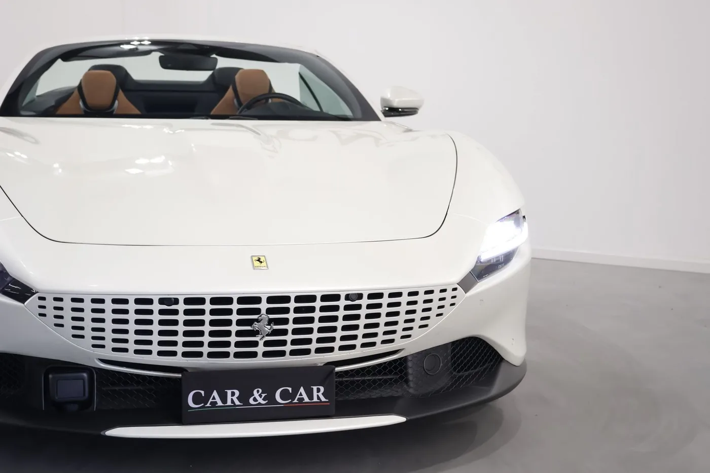 2024 Ferrari Roma Spider angeboten von einem Supersportwagenhändler in Zibido San Giacomo, Italien, Foto 15 von 22