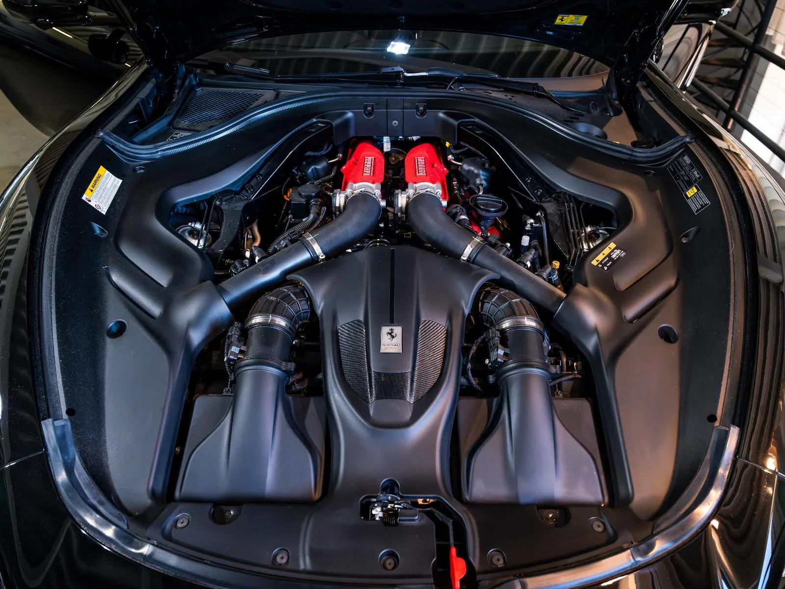 2024 Ferrari Roma Spider, 18/20
