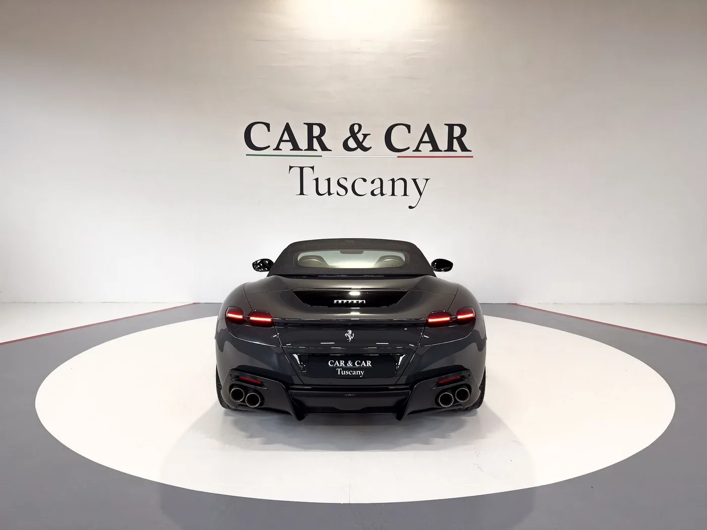 2024 Ferrari Roma Spider proposée par un concessionnaire spécialisé à Lucca, Italie, photo 4 sur 25