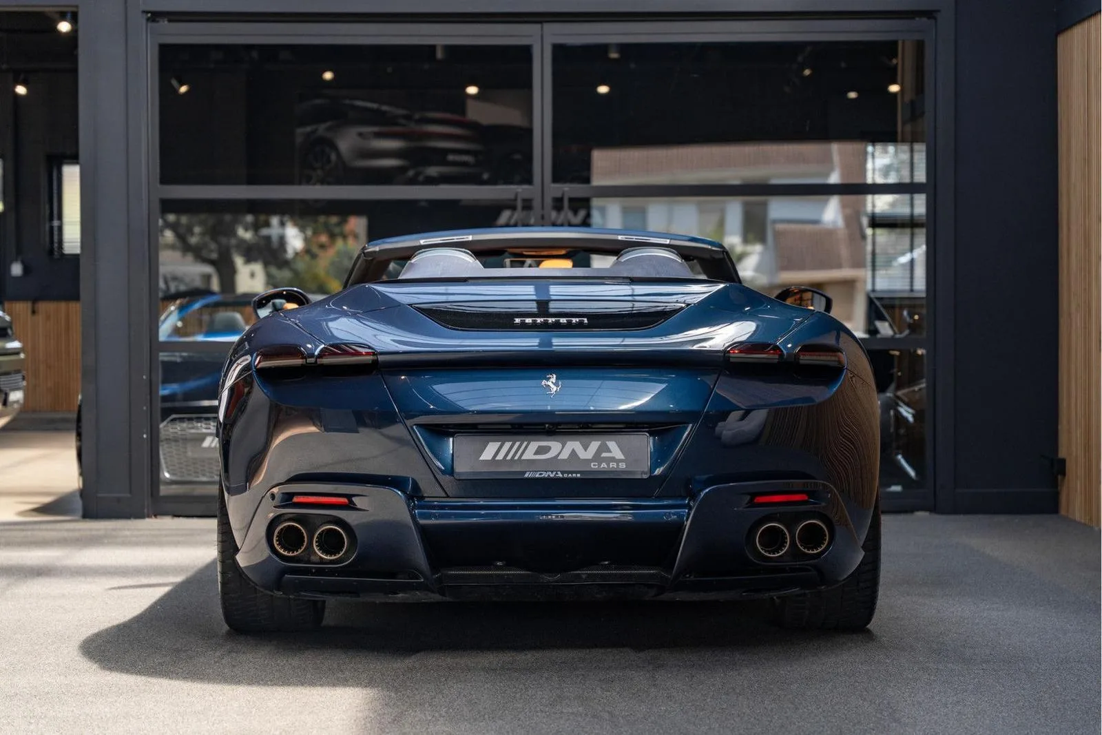2024 Ferrari Roma Spider, 4/30
