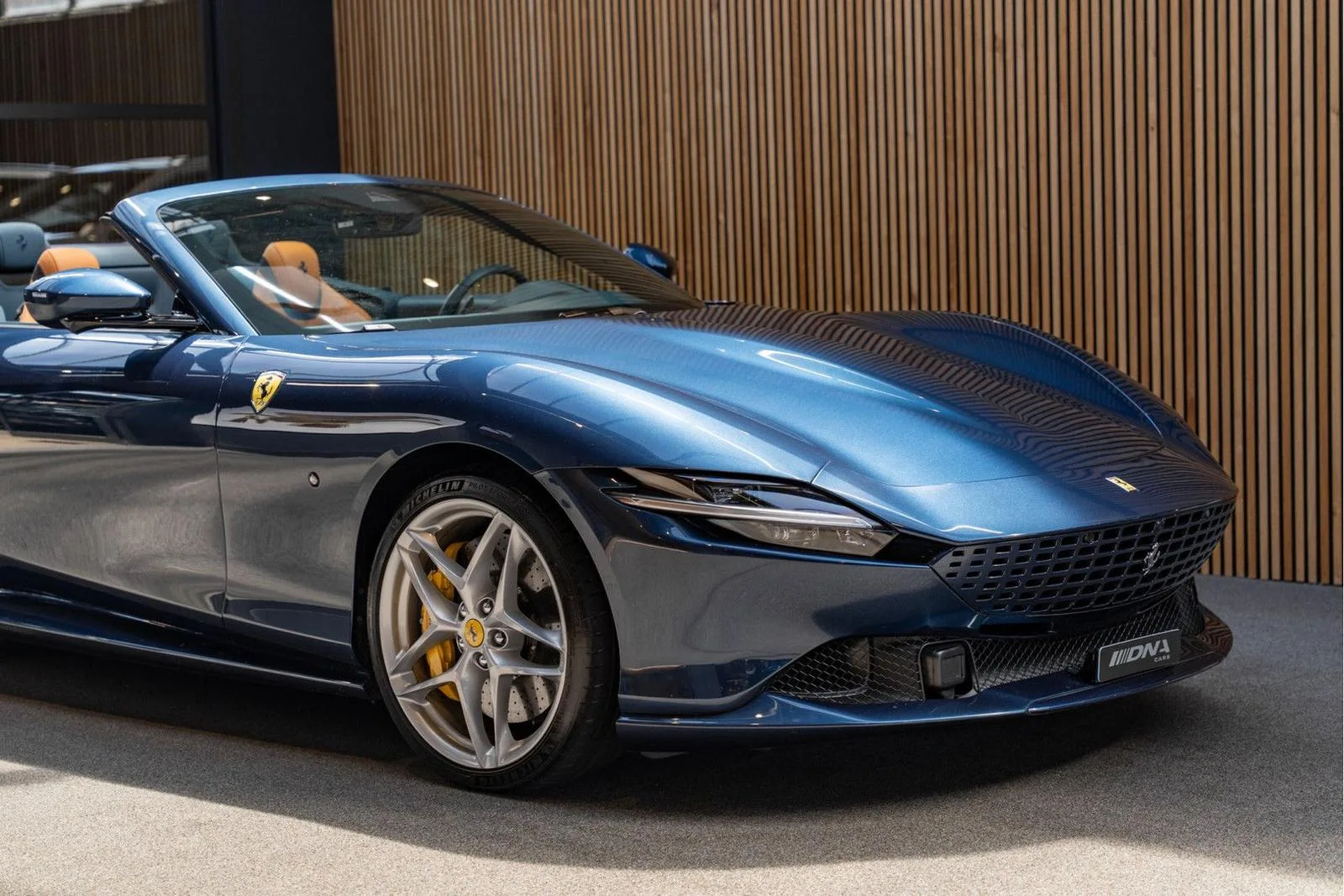 2024 Ferrari Roma Spider, 10/30