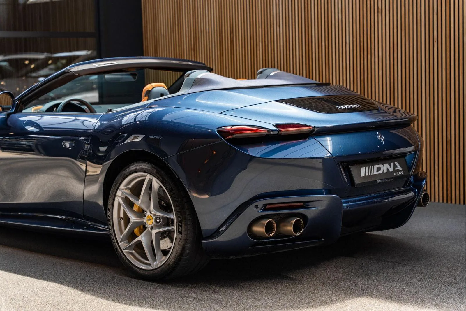 2024 Ferrari Roma Spider, 11/30