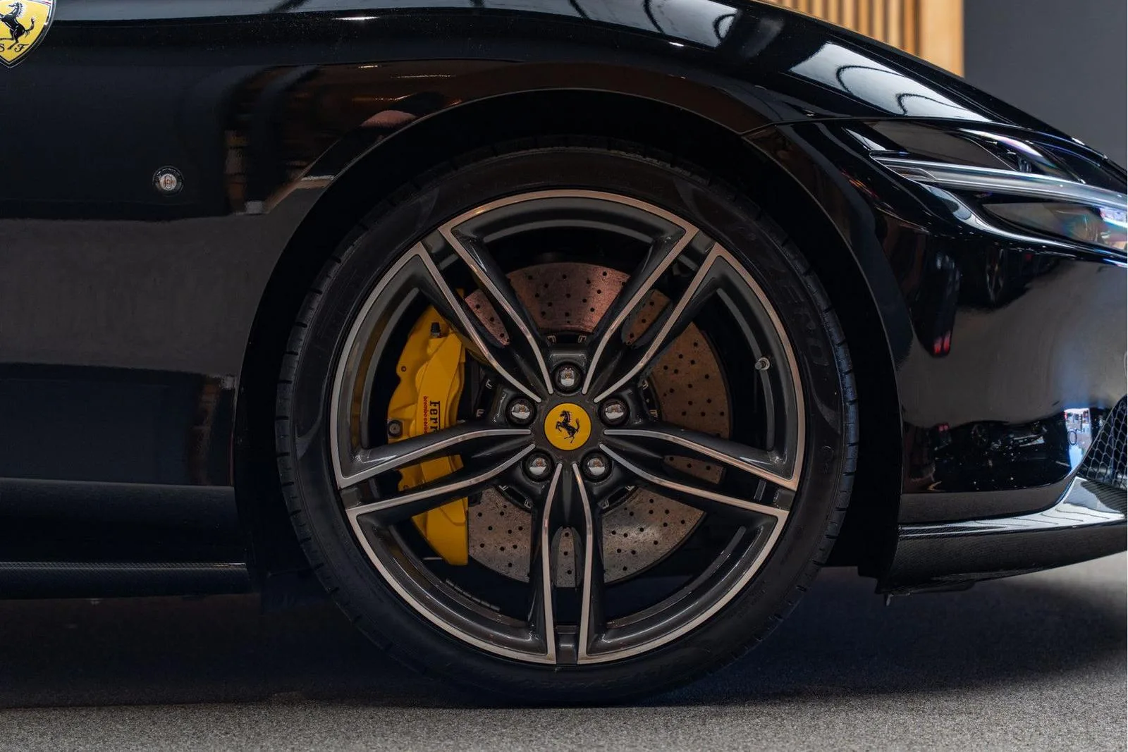 2024 Ferrari Roma Spider, 14/30