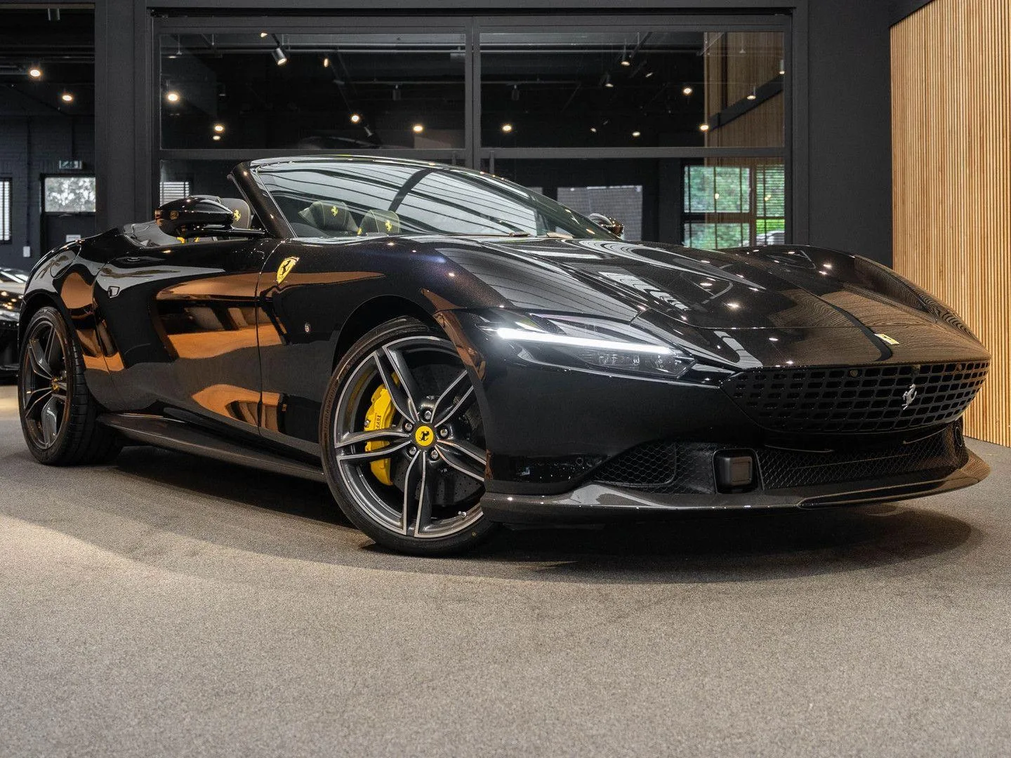 2024 Ferrari Roma Spider offered by a specialist dealer in Naarden, Netherlands, main photo