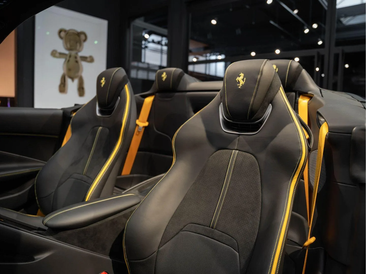 2024 Ferrari Roma Spider, 10/30