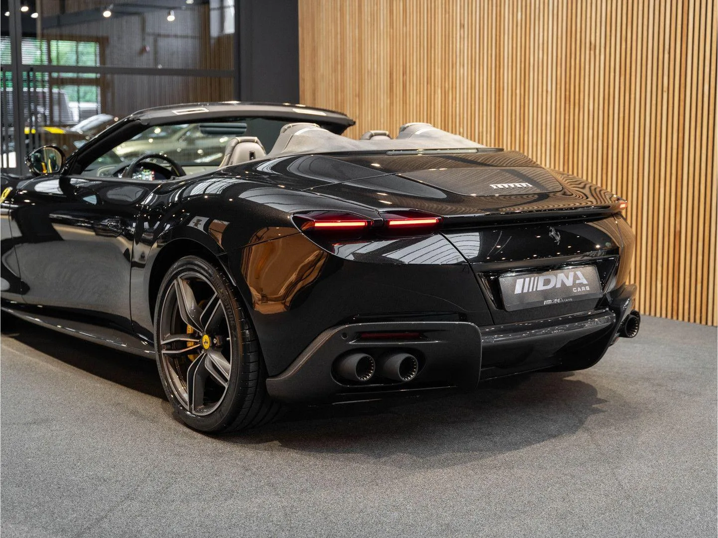 2024 Ferrari Roma Spider, 13/30