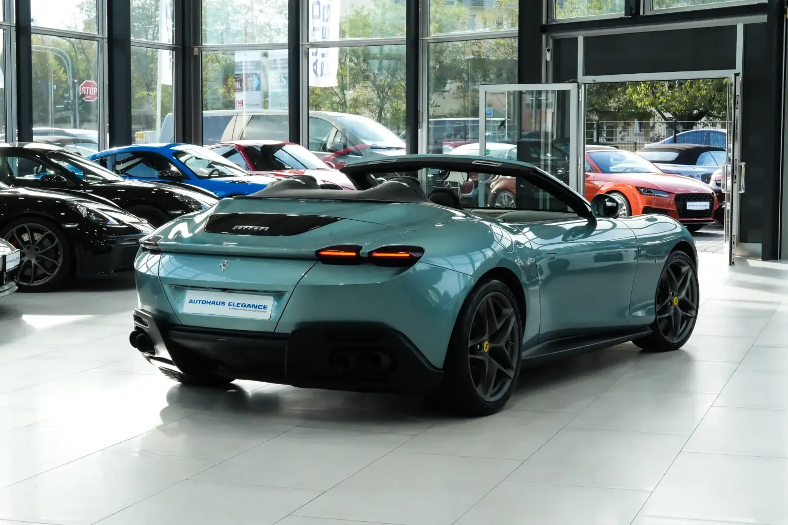 2024 Ferrari Roma Spider, 2/30