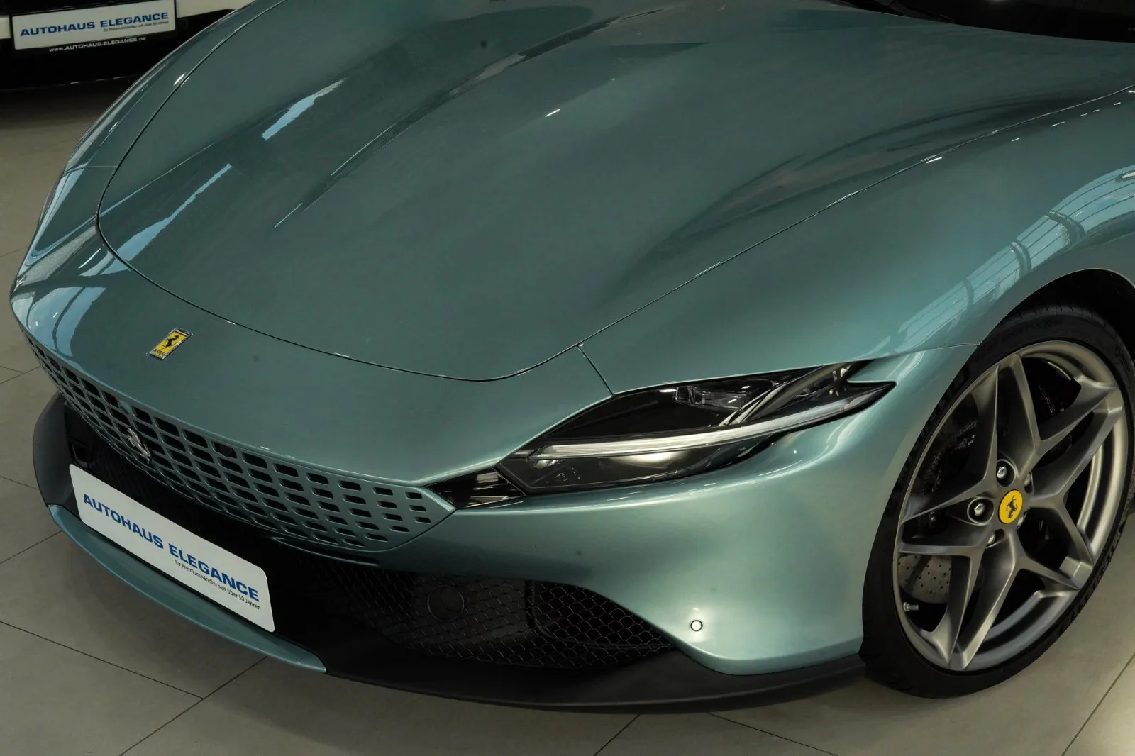 2024 Ferrari Roma Spider, 10/30