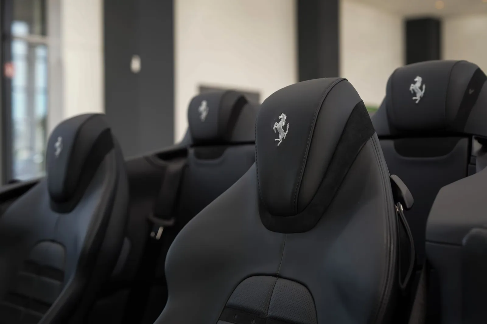 2024 Ferrari Roma Spider, 13/30