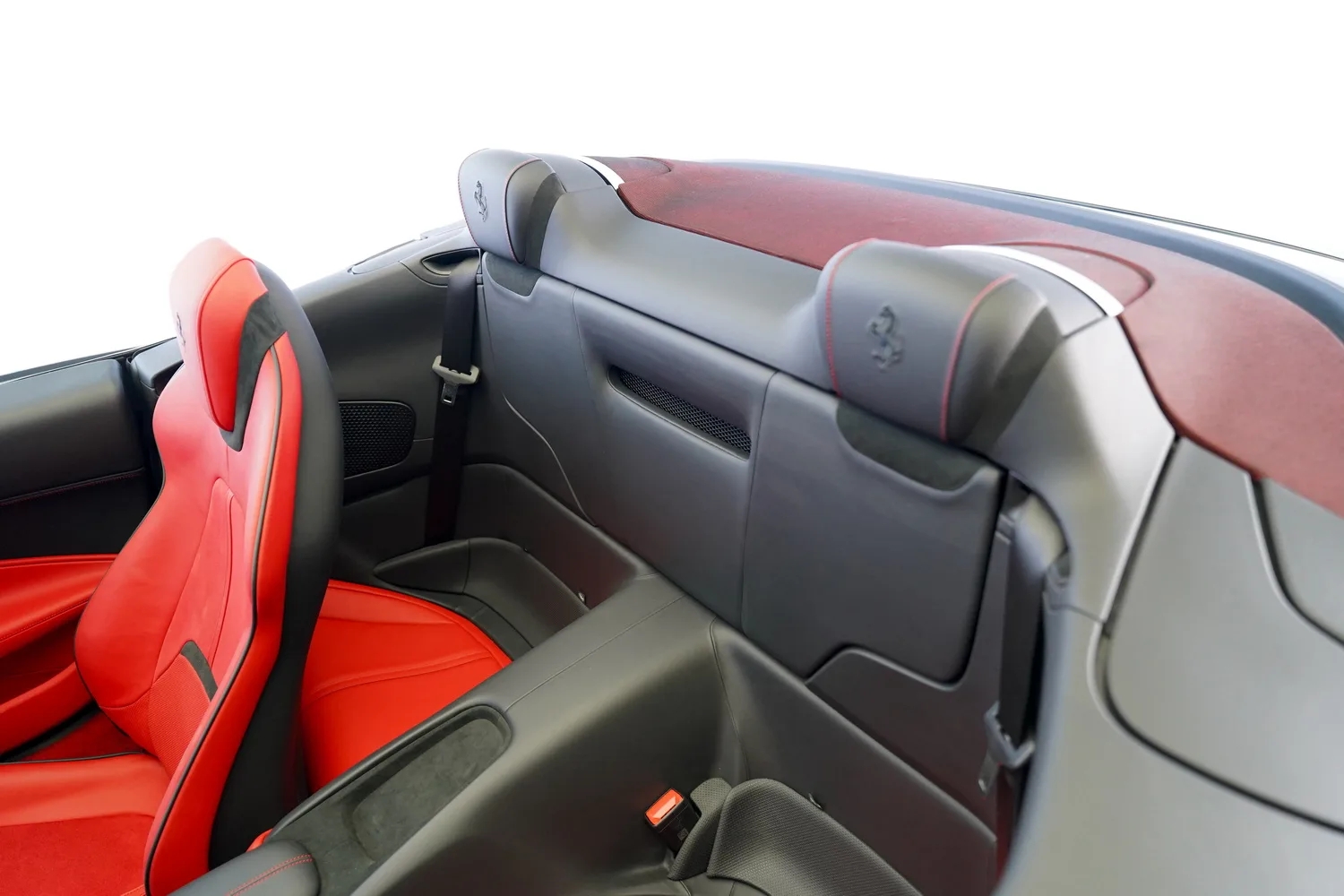 2024 Ferrari Roma Spider, 12/16