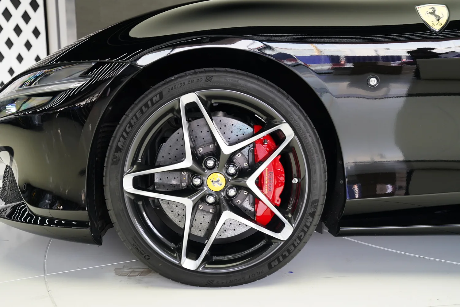 2024 Ferrari Roma Spider, 16/16