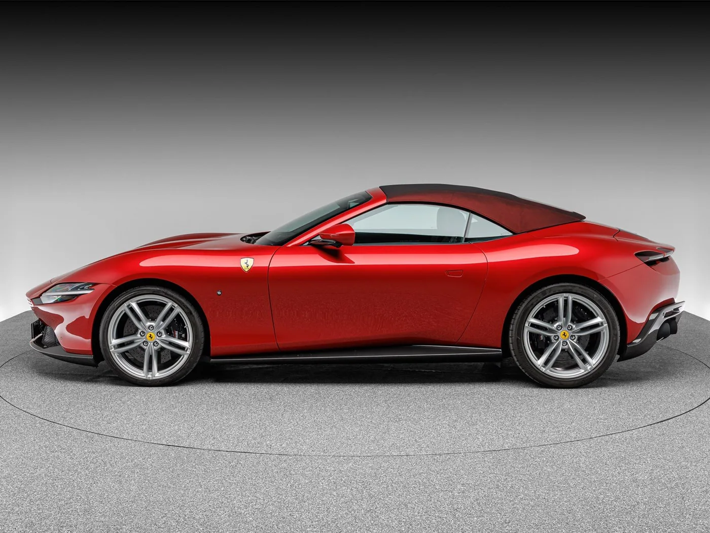 2024 Ferrari Roma Spider proposée par un concessionnaire spécialisé à Böblingen, Allemagne, photo 11 sur 15