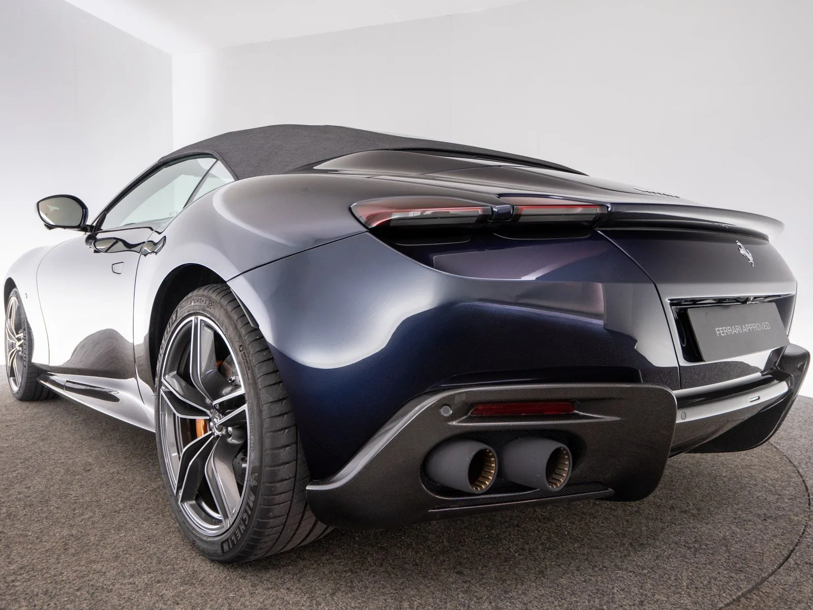 2024 Ferrari Roma Spider, 20/30