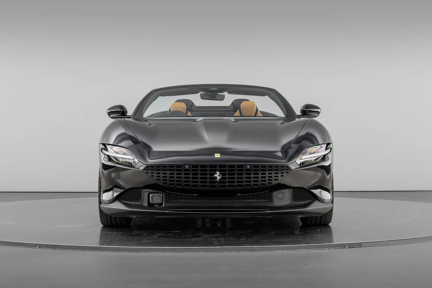 2024 Ferrari Roma Spider proposée par un groupe de concessions agréées à Hatfield, Royaume-Uni, photo 2 sur 25