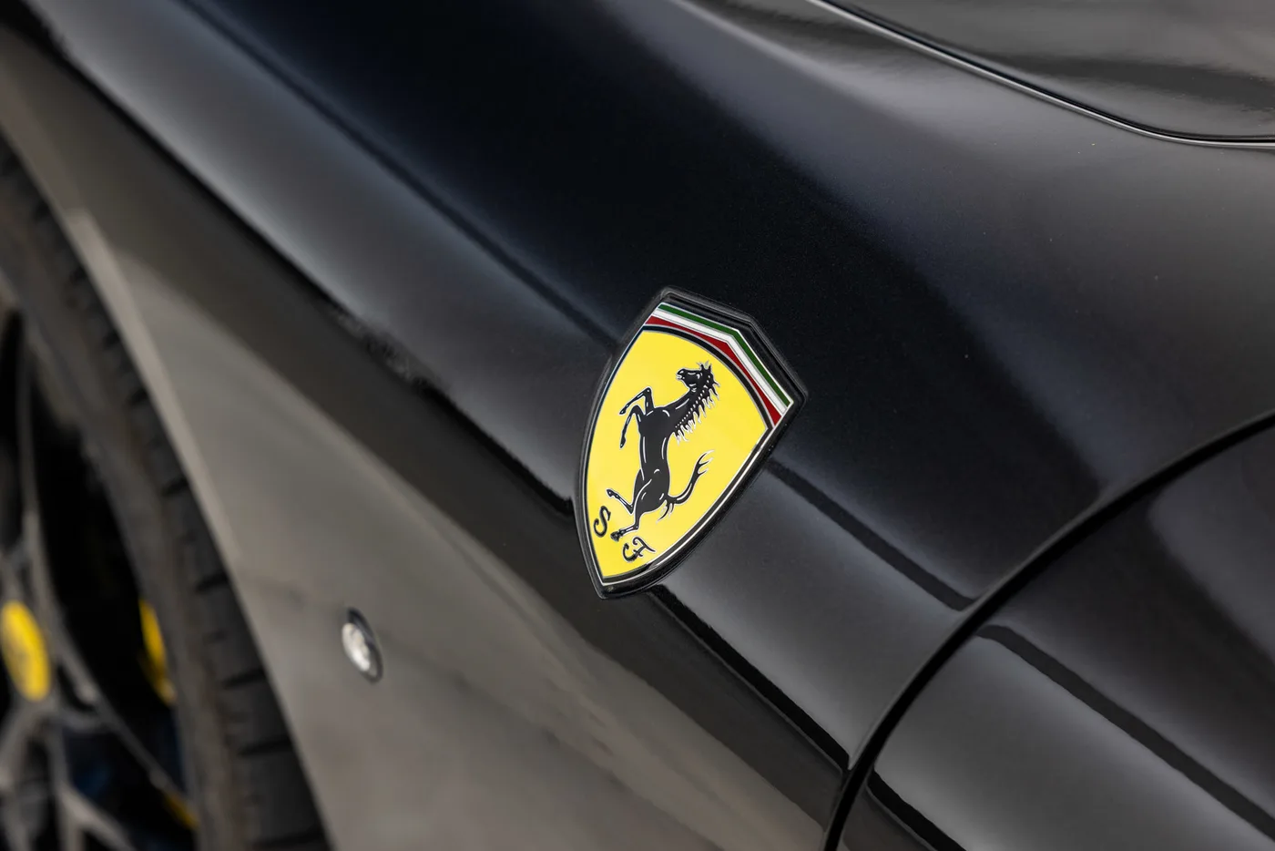 2024 Ferrari Roma Spider proposée par un groupe de concessions agréées à Hatfield, Royaume-Uni, photo 12 sur 25