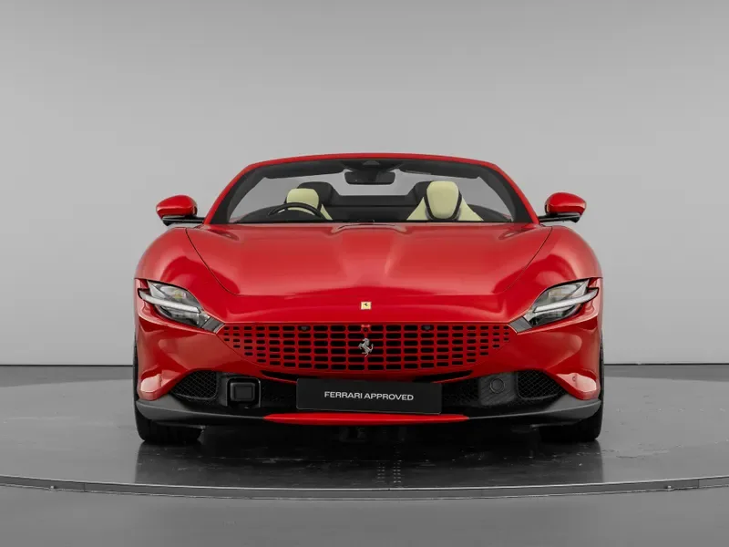 2024 Ferrari Roma Spider, 2/30