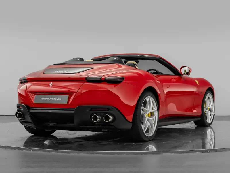 2024 Ferrari Roma Spider, 8/30