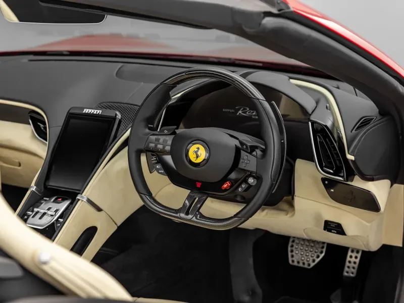 2024 Ferrari Roma Spider, 27/30