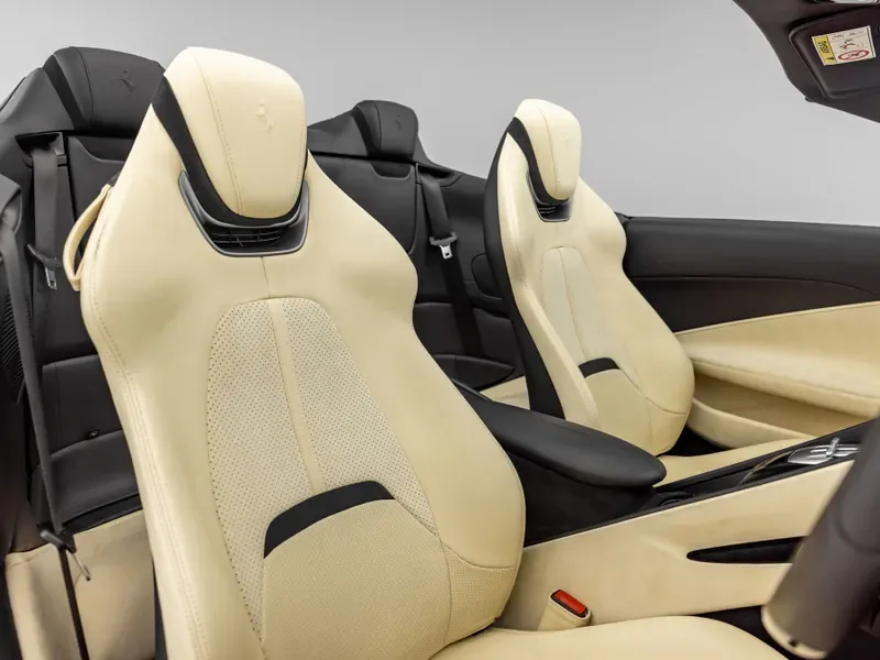 2024 Ferrari Roma Spider, 29/30
