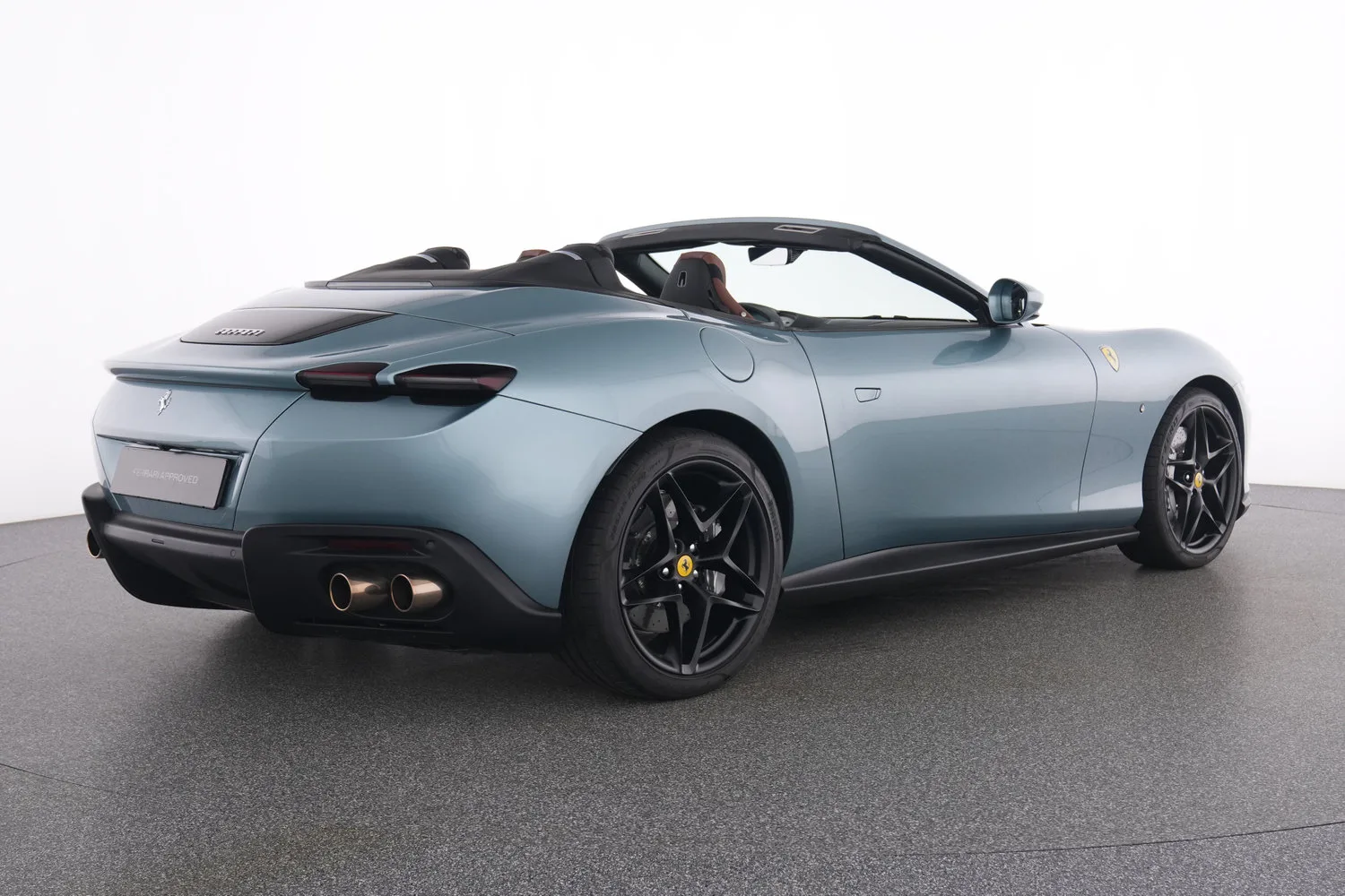 2024 Ferrari Roma Spider, 3/6