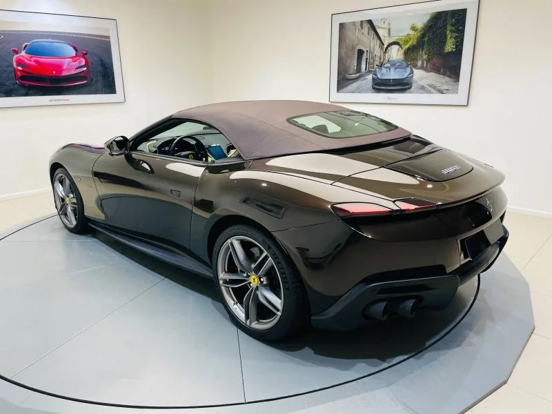 2024 Ferrari Roma Spider, 17/20