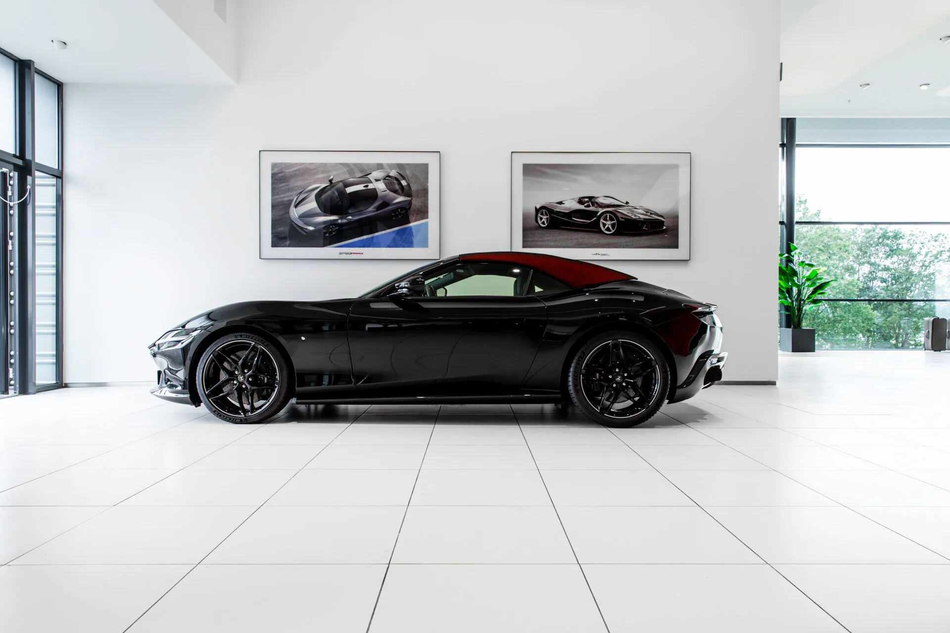 2024 Ferrari Roma Spider, 4/30