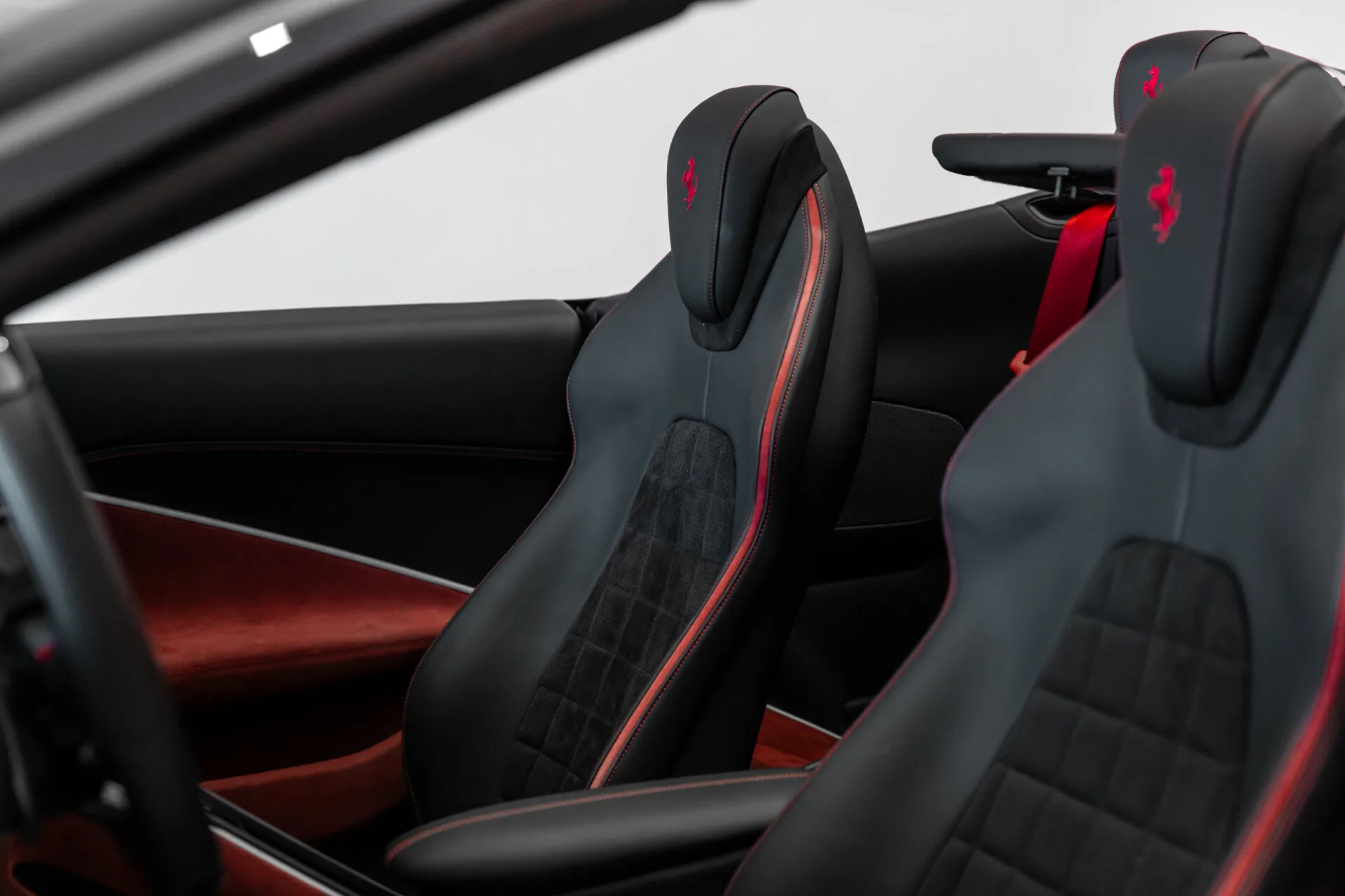2024 Ferrari Roma Spider, 14/30
