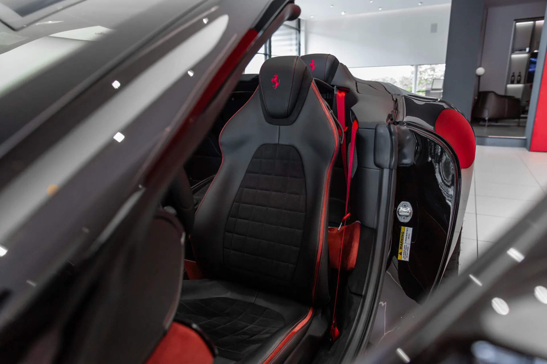 2024 Ferrari Roma Spider, 15/30