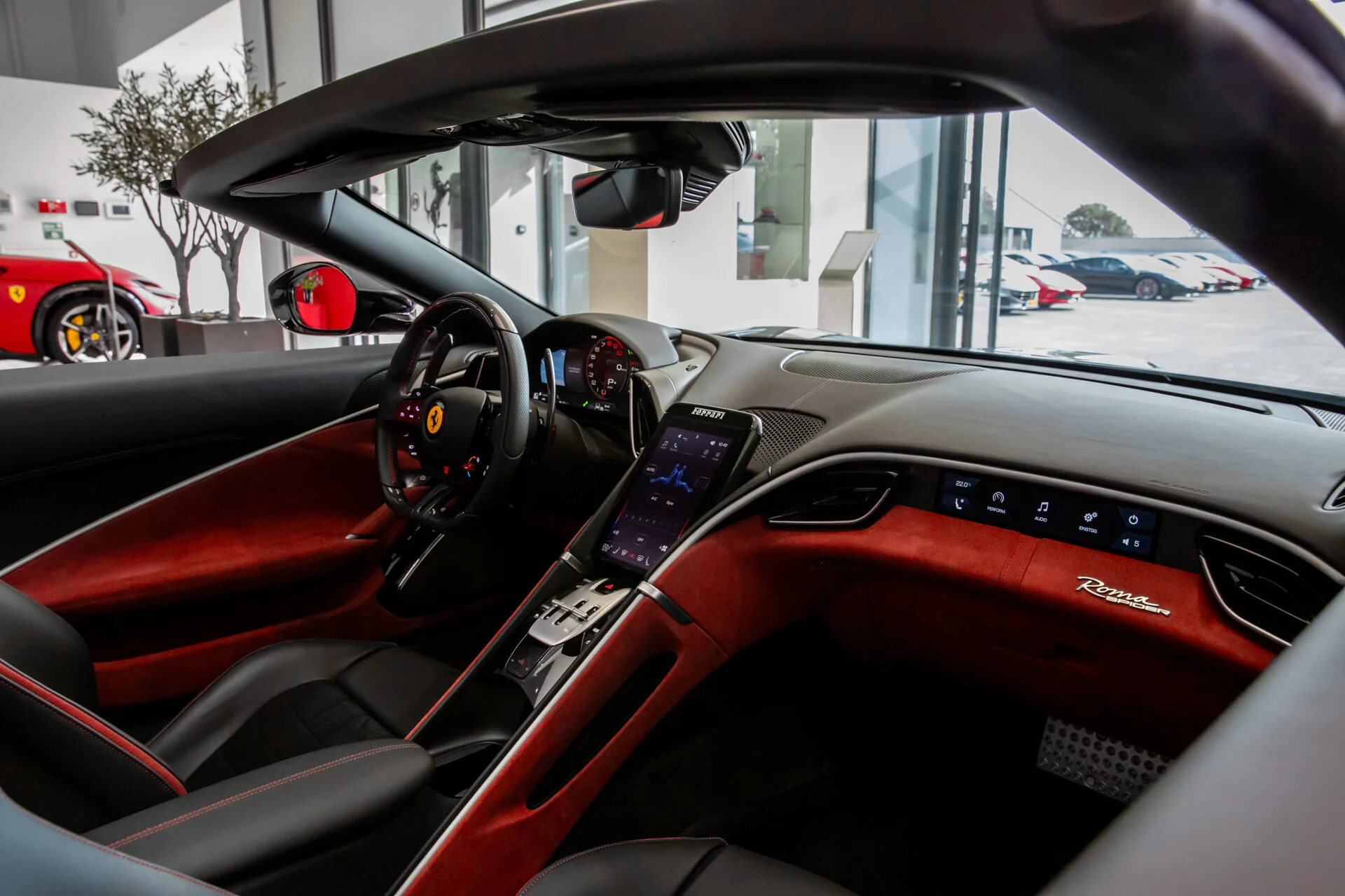 2024 Ferrari Roma Spider, 20/30