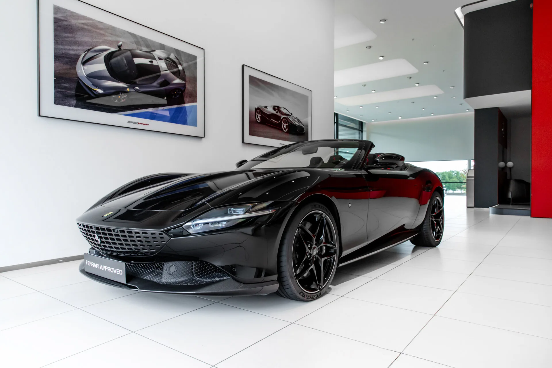 2024 Ferrari Roma Spider, 22/30