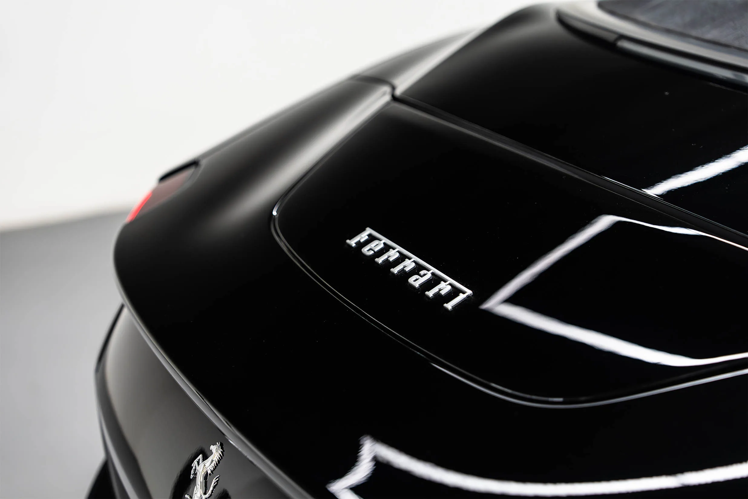 2024 Ferrari Roma Spider, 8/20