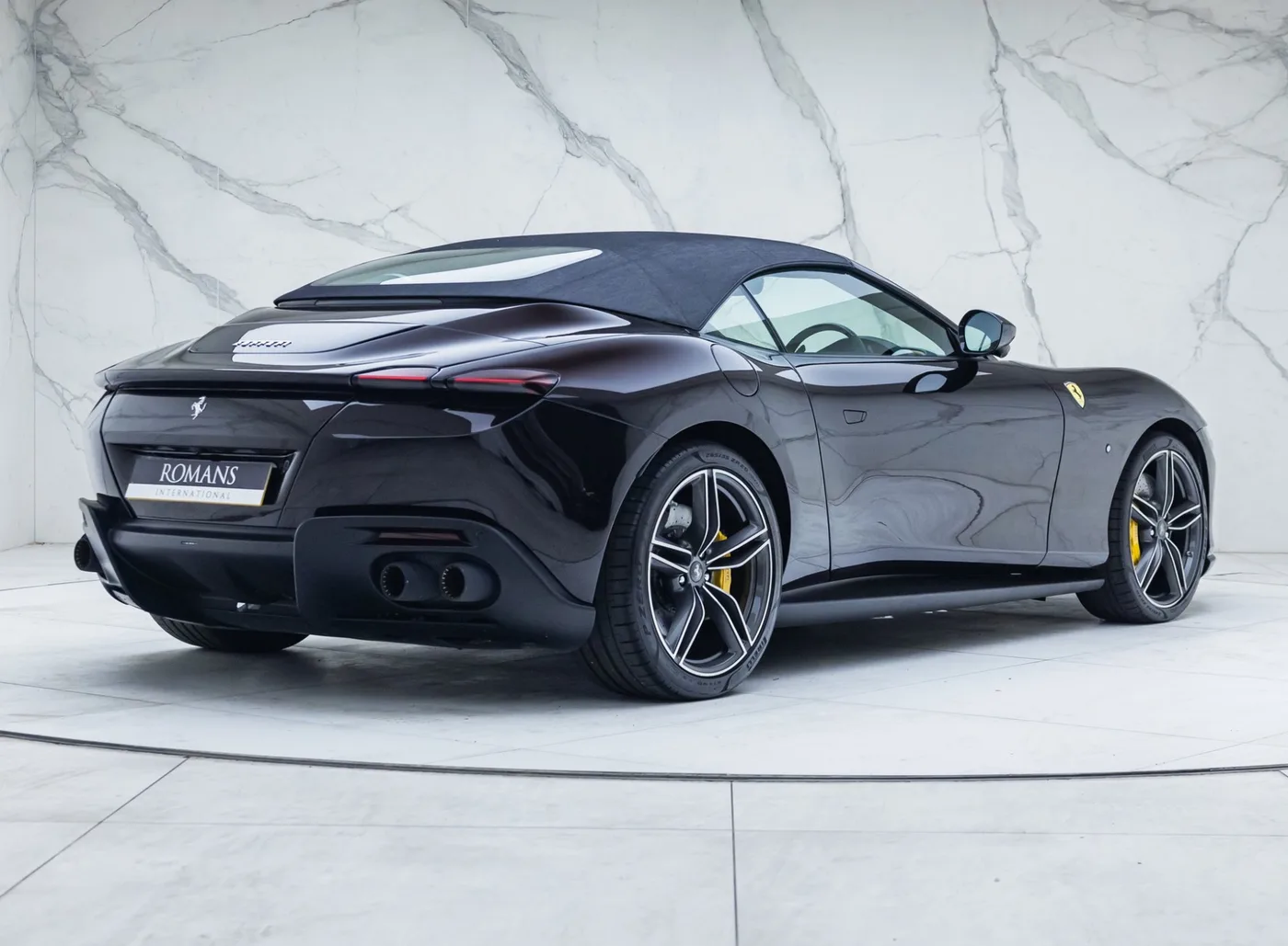 2024 Ferrari Roma Spider proposée par un concessionnaire spécialisé à Banstead, Royaume-Uni, photo 12 sur 25
